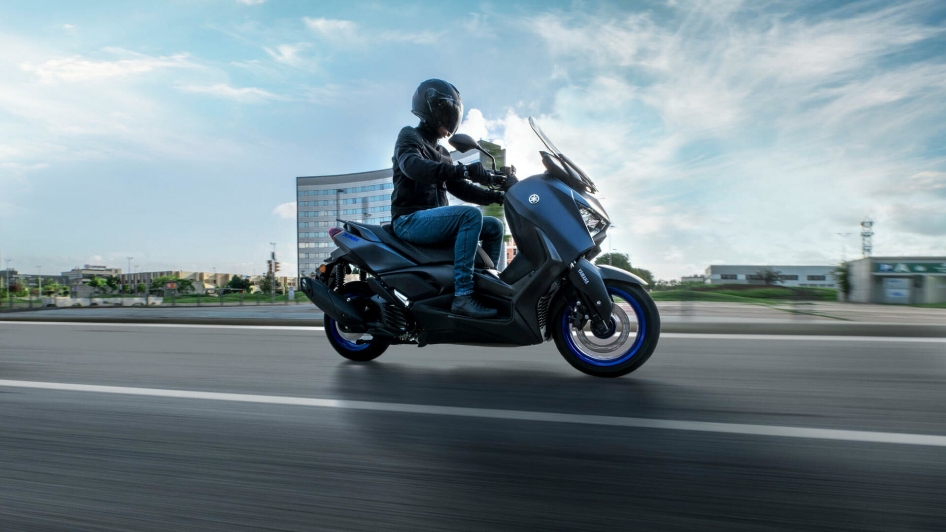 Yamaha Xmax 125 2023 1