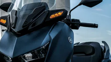 Yamaha Xmax 125 2023 17