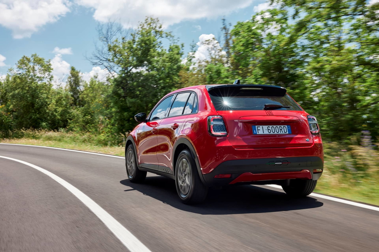 Fiat 600e 2024 14 Fiat 600e 2024 14