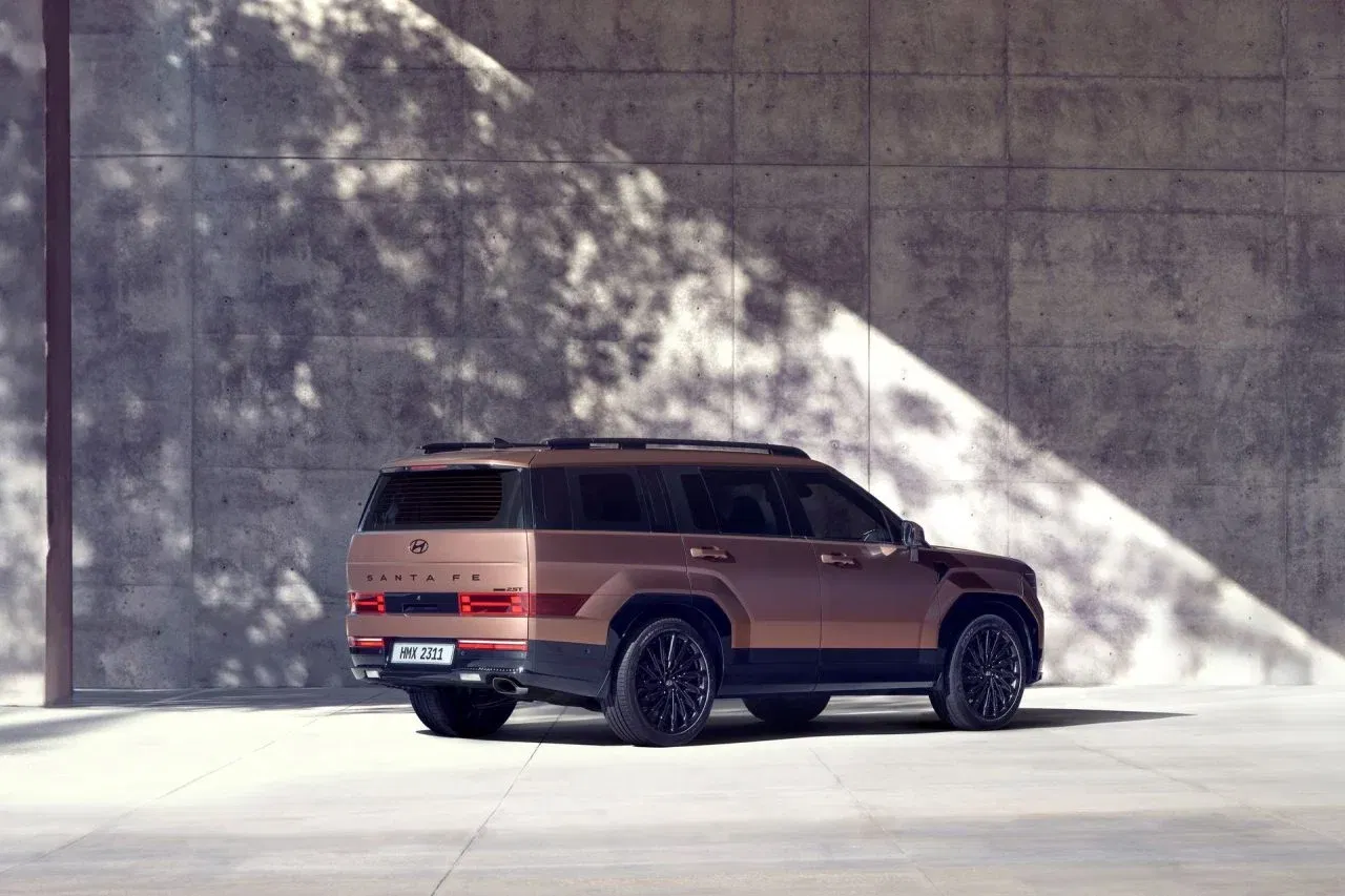 hyundai-santa-fe-2024-8-64b655195f7f1-1280x853.webp