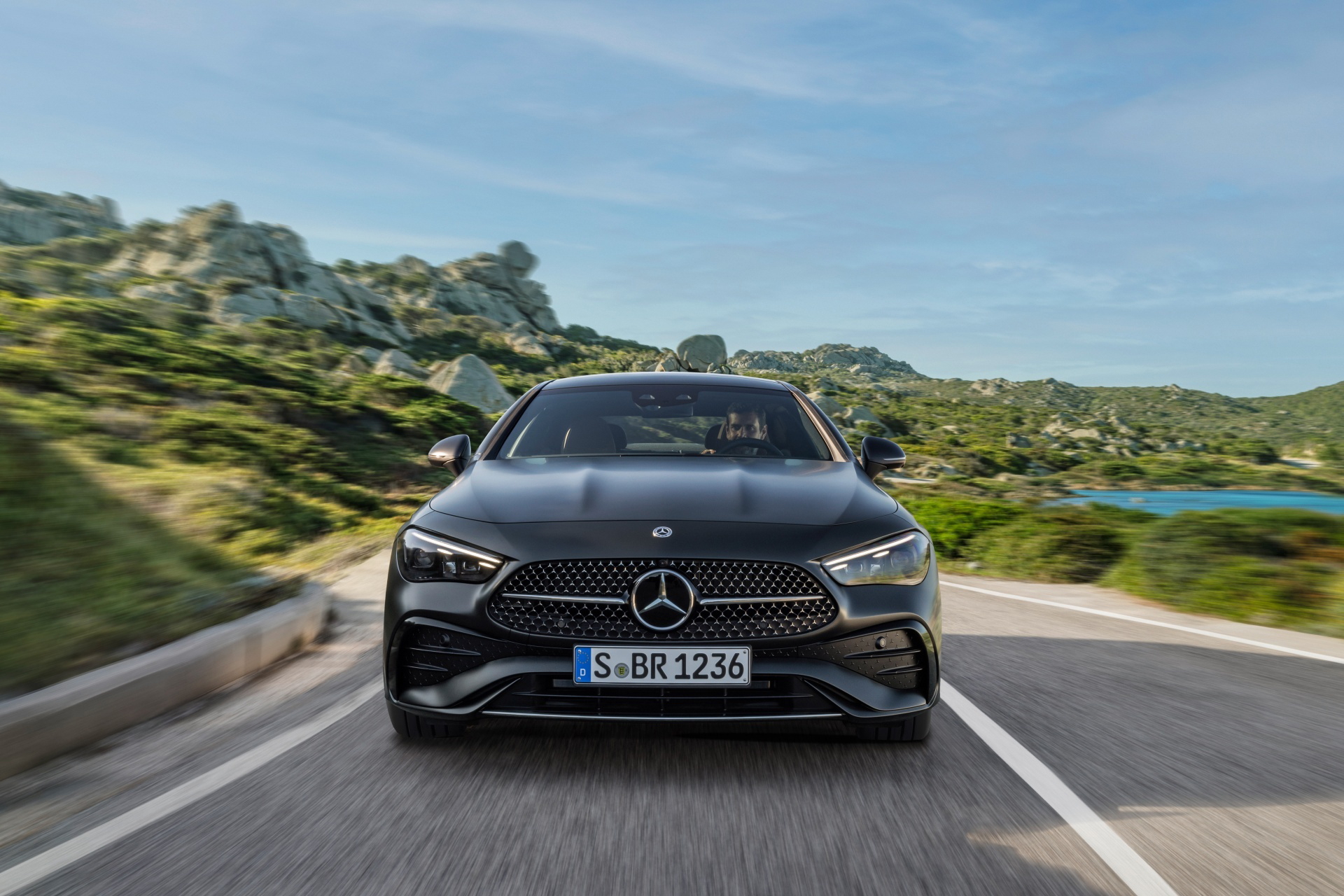 Das Neue Mercedes Benz Cle Coupé The New Mercedes Benz Cle Coupé