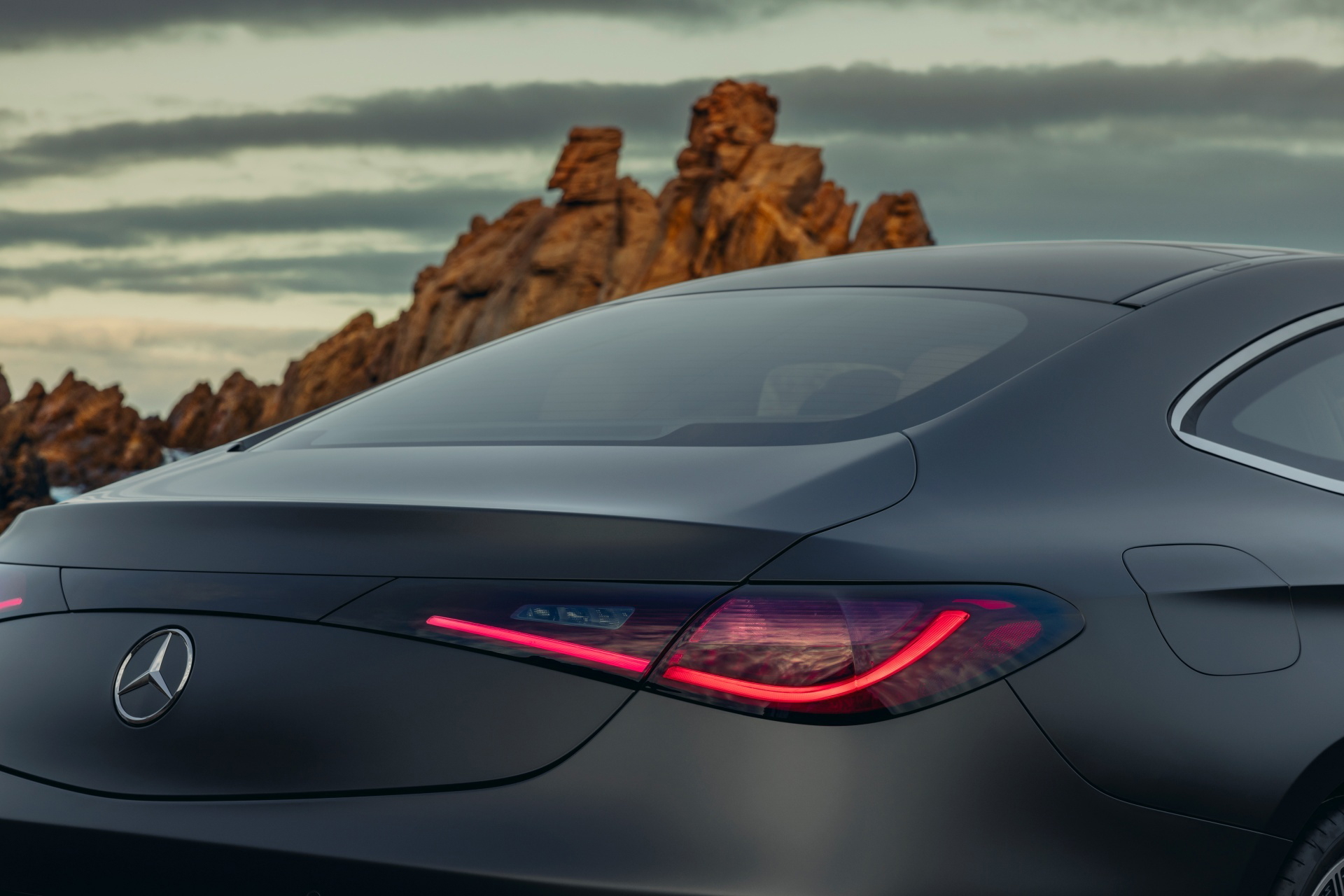 Das Neue Mercedes Benz Cle Coupé The New Mercedes Benz Cle Coupé