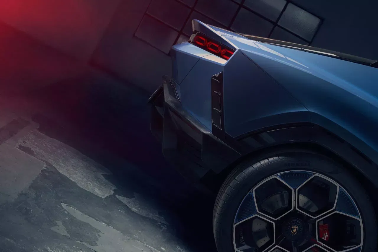 nuevo-lamborghini-lanzador-electrico-crossover-26-64dfad3926576-1280x853.webp