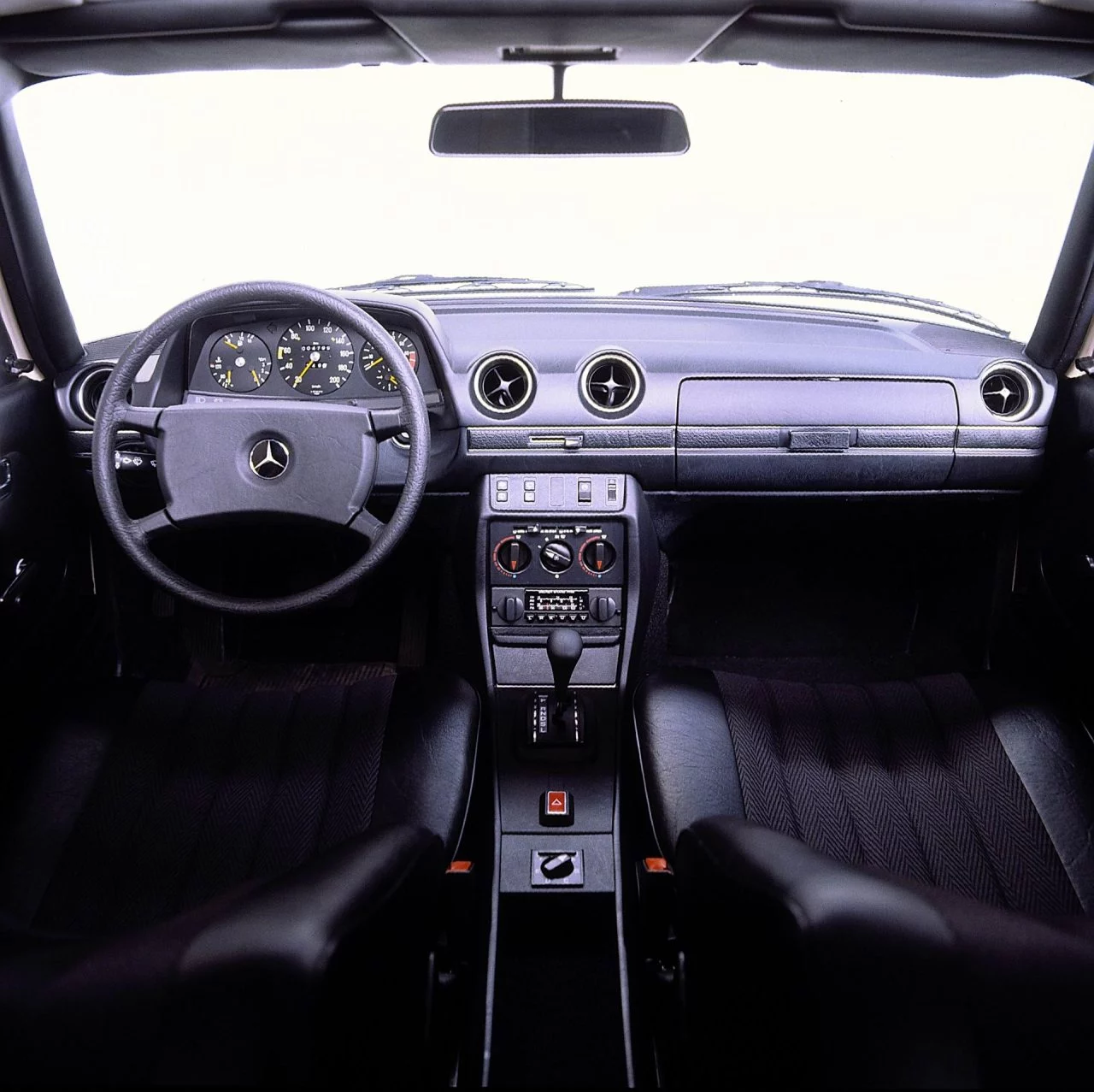 mercedes-w123-segunda-mano-5-650c3ec07c544-1280x1277.webp