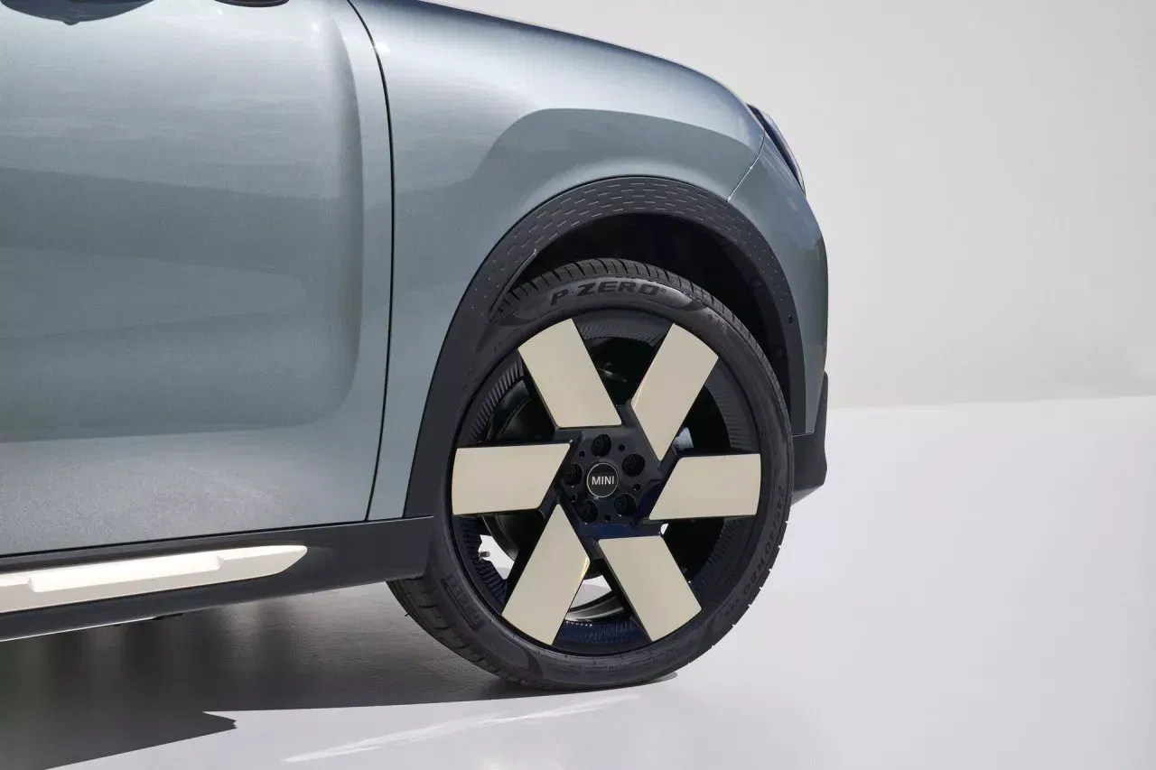 mini-countryman-2024-23-64f1d83a6711e-1280x853.webp