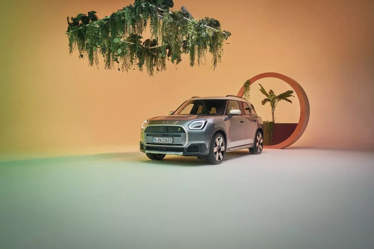 mini-countryman-2024-25-64f1d83666835-1280x853.webp