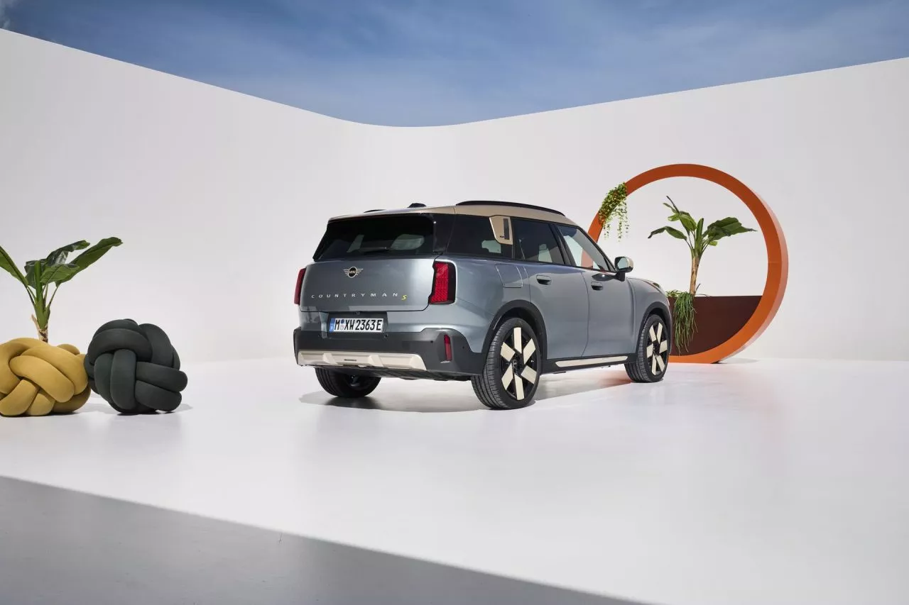 mini-countryman-2024-26-64f1d8344dfd9-1280x853.webp