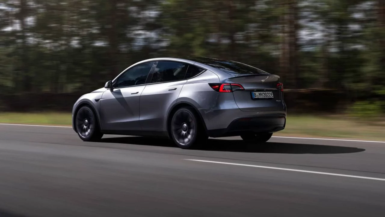 tesla-model-y-coches-electricos-ecologicos-650c265cc808a-1280x722.webp