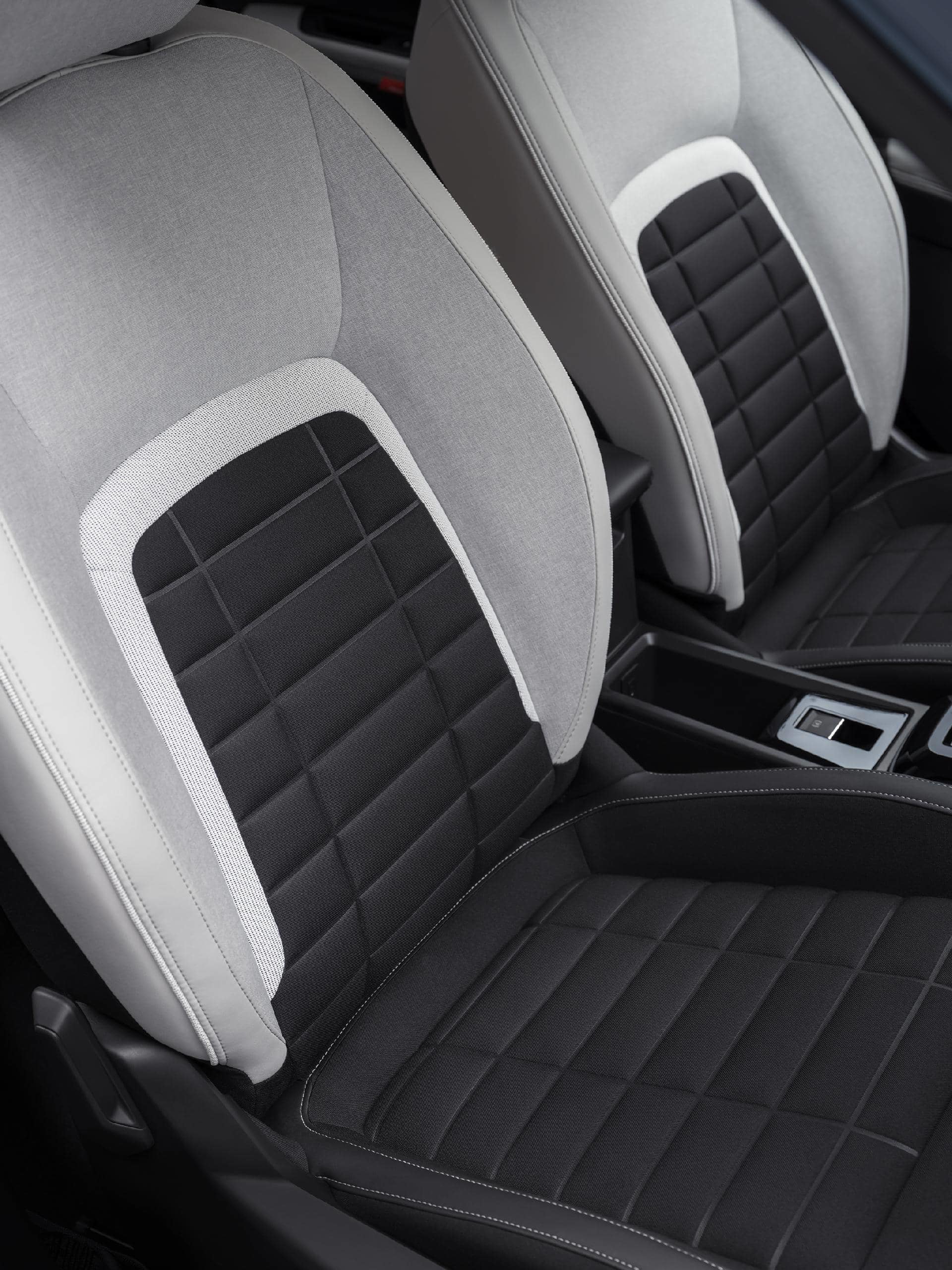 Vista parcial del diseño y tapizado de los asientos delanteros del Citroën C3.