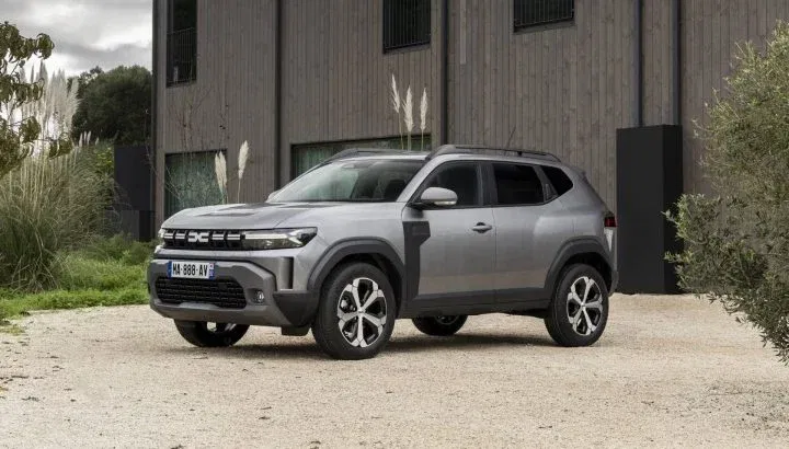 Dacia Duster: probamos el SUV que no engaña; es barato, razonablemente  cómodo y buen 4x4