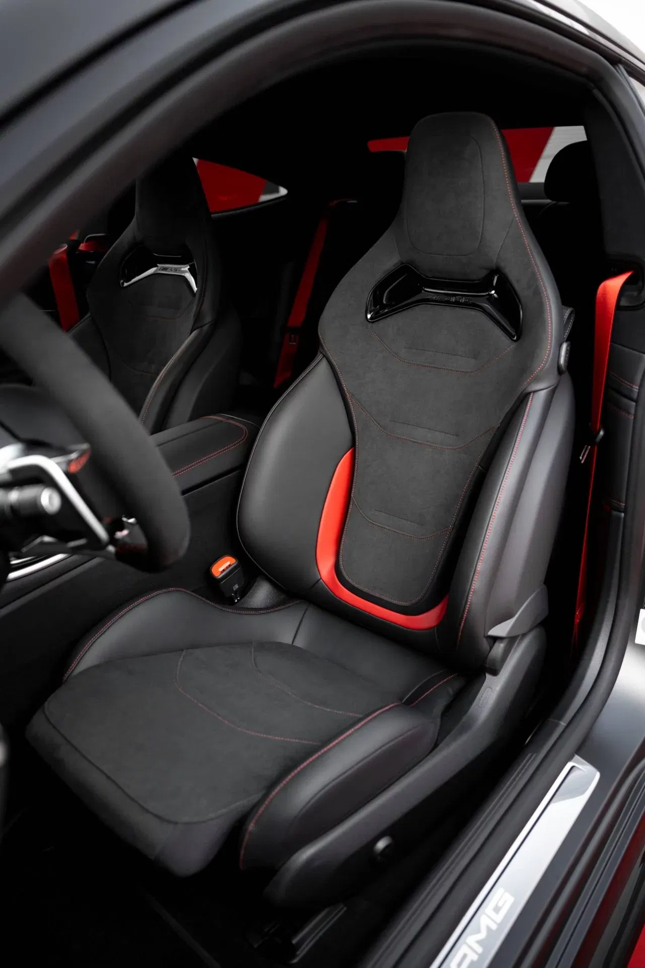 mercedes-amg-cle-53-2024-34-1280x1919.webp