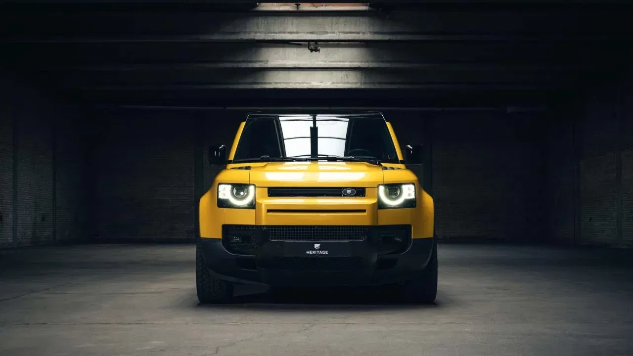 land-rover-defender-90-cabrio-heritage-customs-2024-03-1280x720.webp