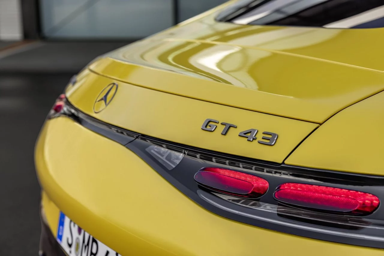 mercedes-amg-gt-43-2024-18-1280x853.webp