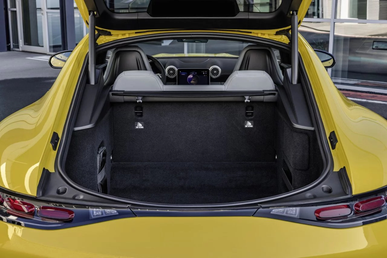 mercedes-amg-gt-43-2024-19-1280x853.webp