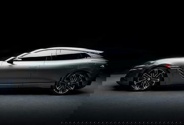 Vista lateral del Aston Martin denzaz9gt destacando su línea aerodinámica