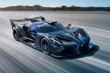 Vista dinámica del Bugatti destinado a las 24 Horas de Le Mans en 2024.