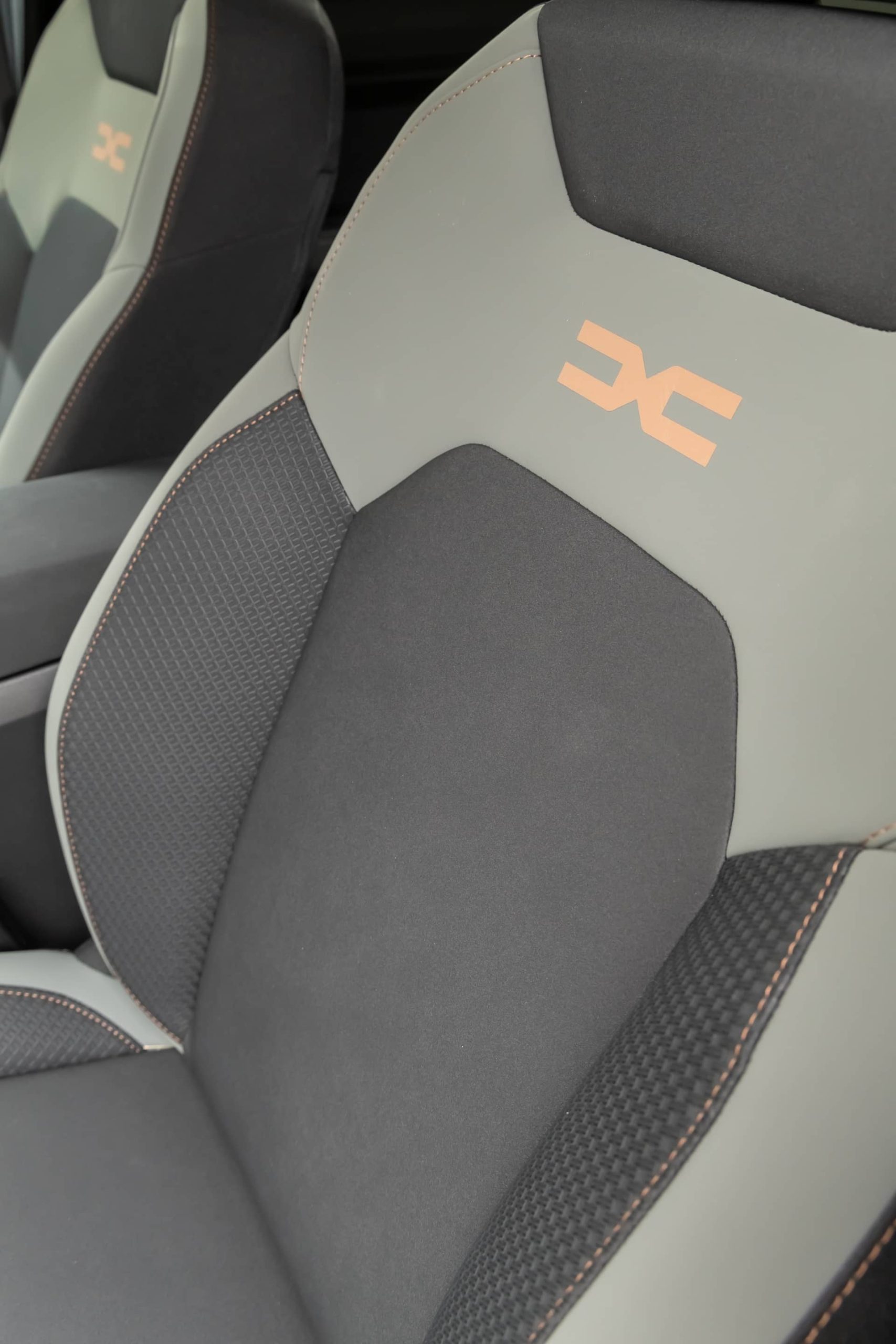 Asiento con tapizado exclusivo de la edición.