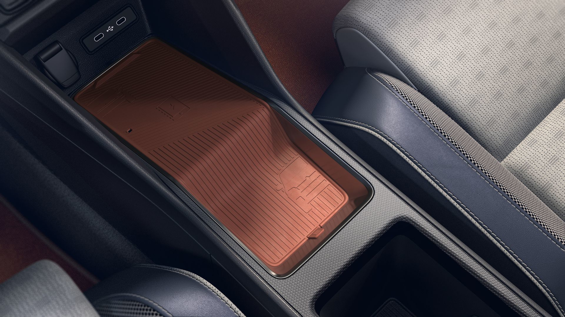 Vista detallada de la consola central del Renault 5 Roland Garros 2025.