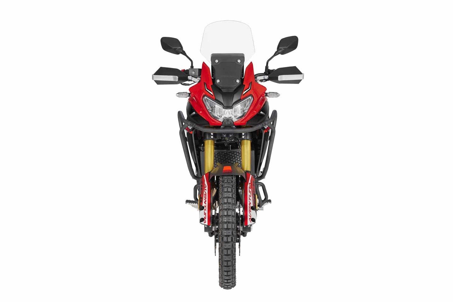 Vista frontal de la Rieju Aventura 500 del 2024, destacando su diseño agresivo y faros LED. Vista frontal de la Rieju Aventura 500 del 2024, destacando su diseño agresivo y faros LED.