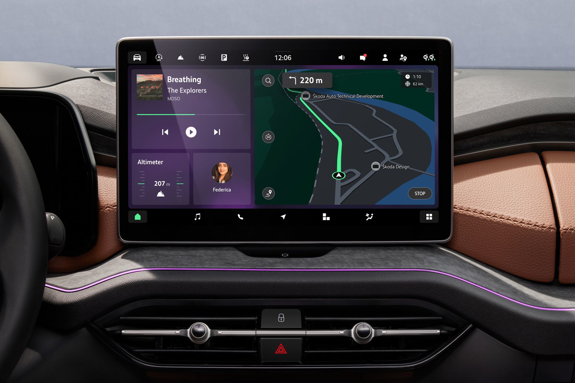 Sistema de infotainment actualizado Skoda Kodiaq 2024 con pantalla táctil.