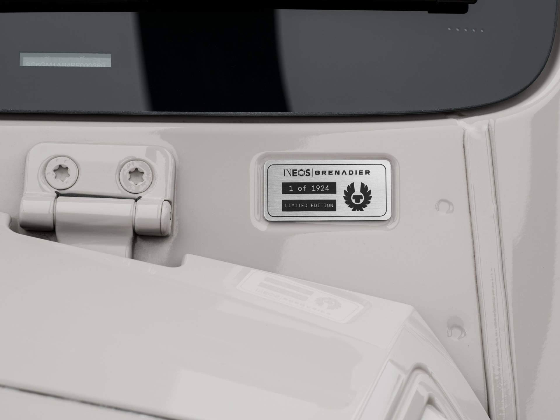 Placa identificativa del INEOS Grenadier Edición Limitada.
