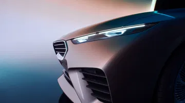 Vista lateral del BMW Concept Skytop, destacando su línea de diseño futurista.
