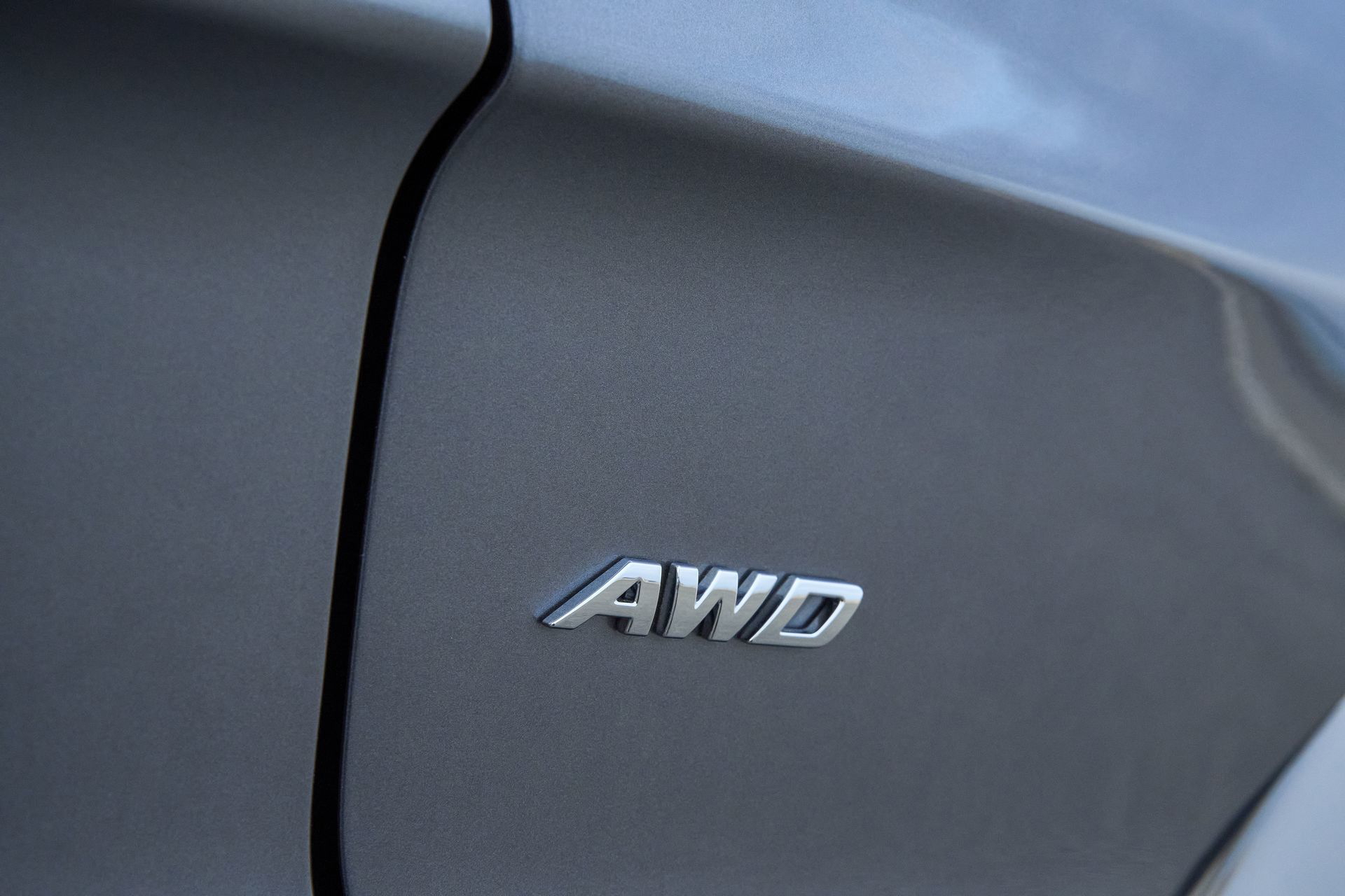 Vista del insignia AWD, destacando tracción total.