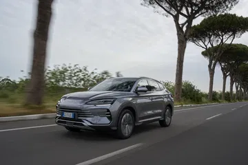 BYD Seal en movimiento demostrando su dinamismo y diseño vanguardista.