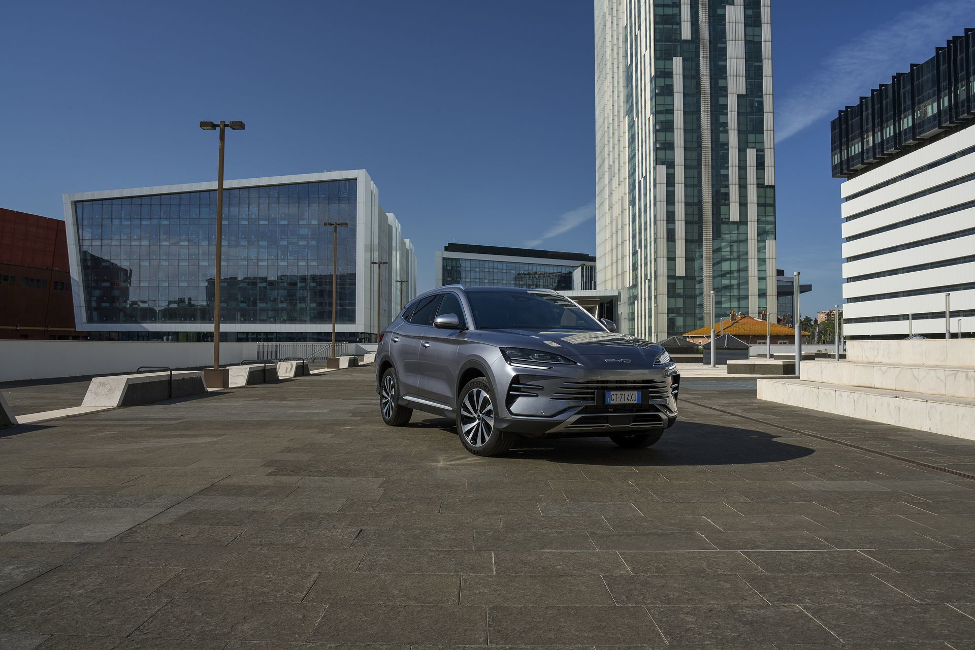 El BYD Seal muestra un diseño elegante y contemporáneo.