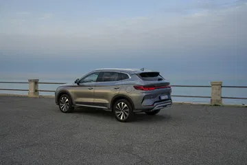 Nuevo BYD Seal perfil elegante y deportivo