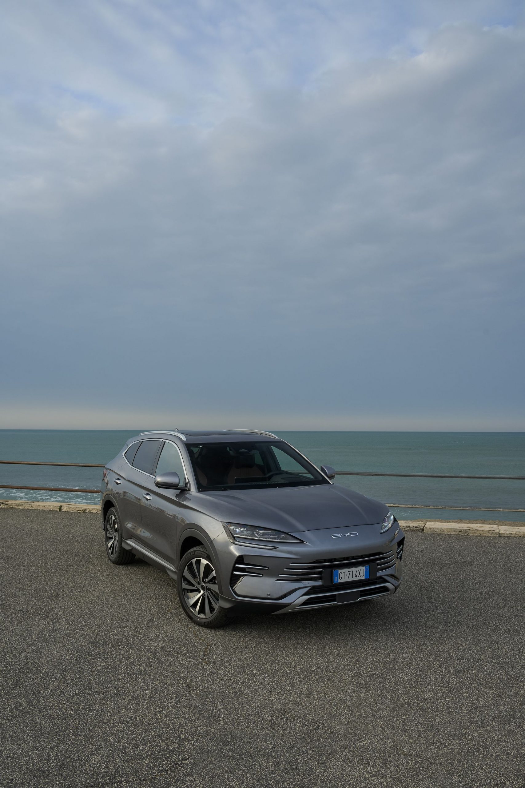 BYD Seal exhibiendo líneas elegantes y diseño vanguardista.