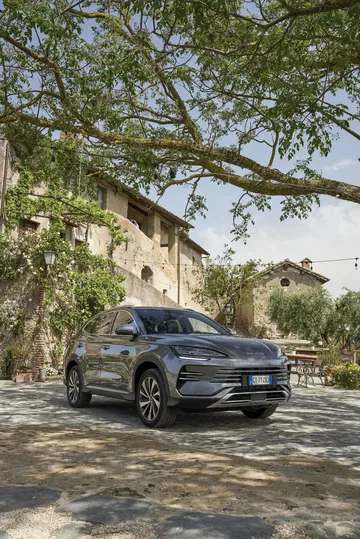 El BYD Seal, un SUV eléctrico con diseño sofisticado y elegante.