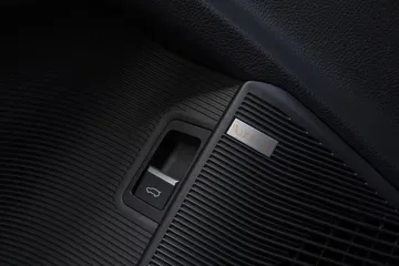 Vista parcial de elemento del interior con acabados de calidad.