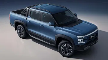 La BYD Shark destaca por robustez y potencia, desafiante ante la Hilux.