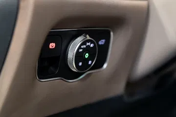 Control de climatización del Ebro S800, elegancia y funcionalidad.