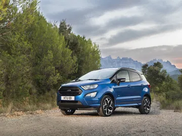 Vista dinámica del Ford EcoSport 2018 en color azul.