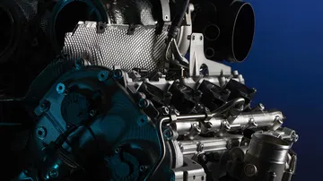 Motor V8 híbrido Lamborghini, 800 CV y alta revolución.