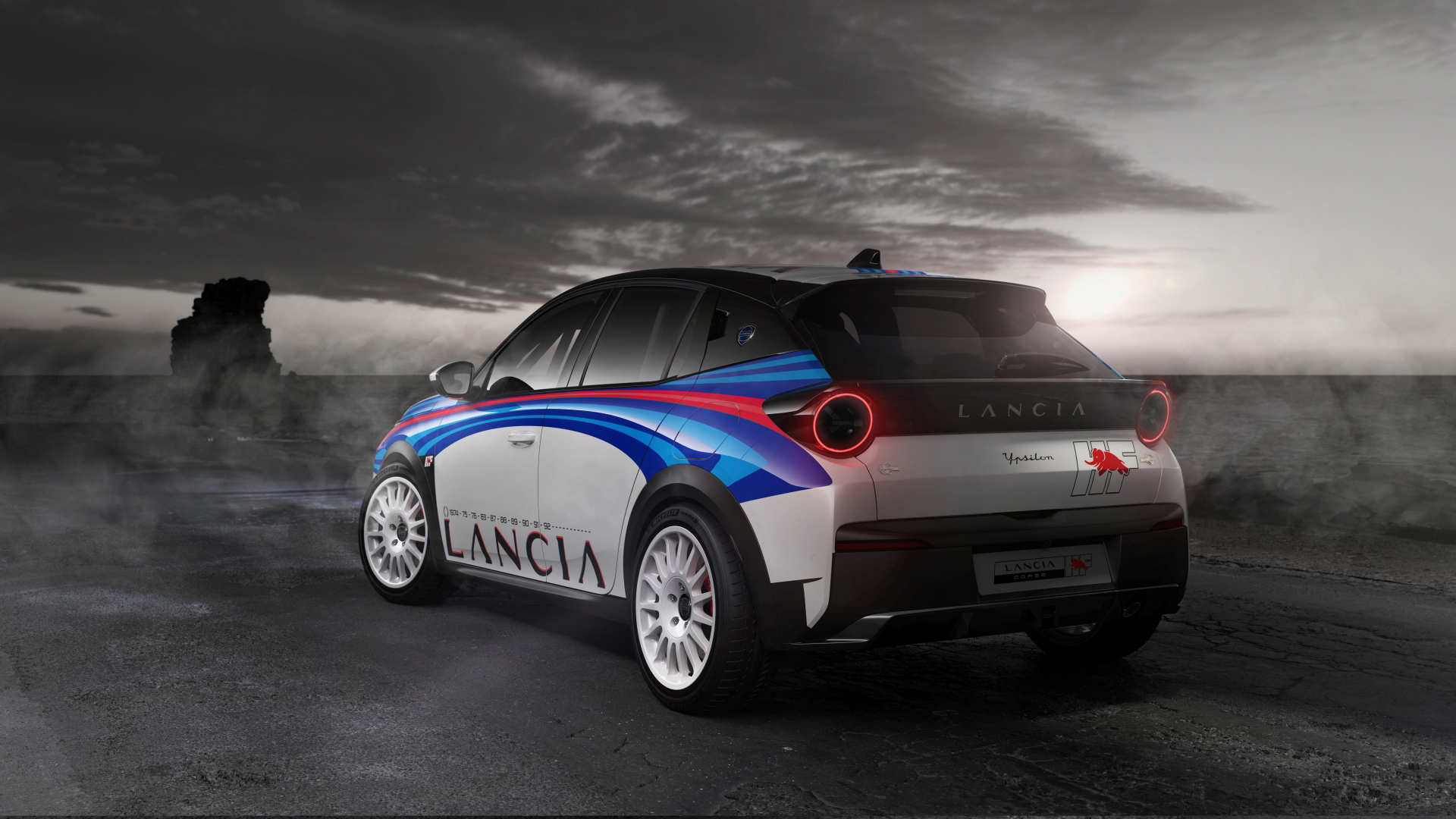 Lancia Ypsilon HF 2025, potencia y estilo en un Hot Hatch compacto