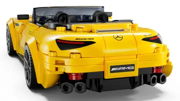 Réplica LEGO Mercedes-AMG SL63, vista trasera y lateral con detalles precisos.