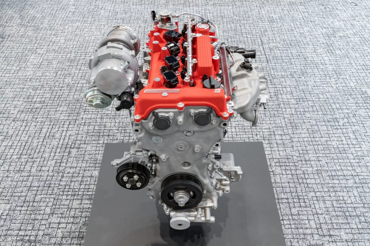 nueva-generacion-motores-toyota-e-fuel-1074277-1280x853.webp