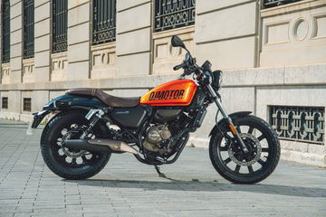 moto económica ideal para conductores con carnet coche