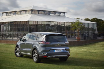 Monovolumen Renault Espace, diseño vanguardista y espacioso, ahora más accesible.