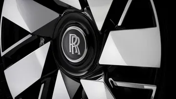 Detalle del icónico rin del Rolls-Royce Cullinan 2024