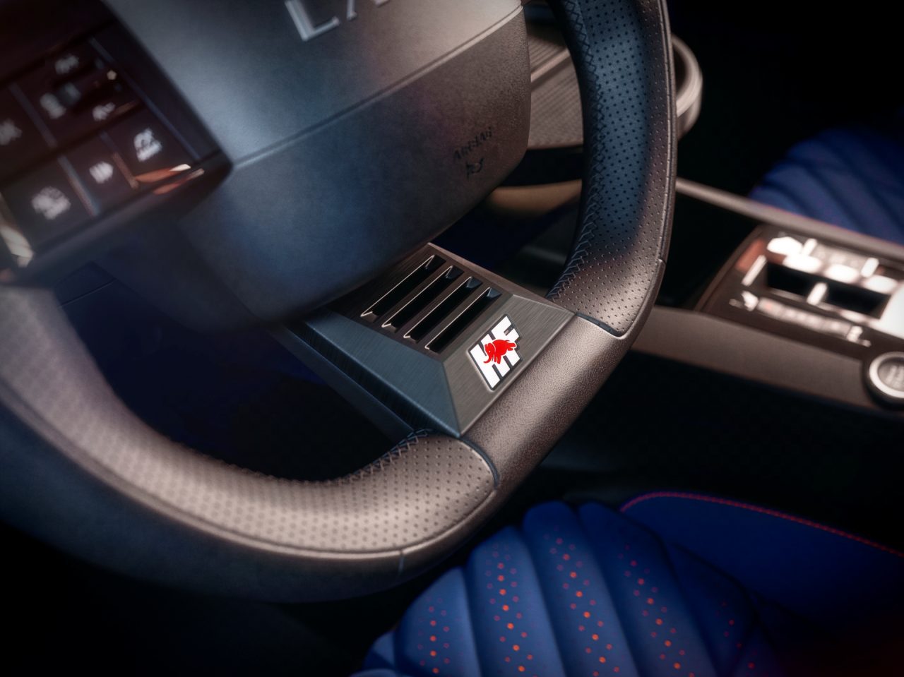 volante-lancia-ypsilon-hf-2025-1073442-1280x959.jpg