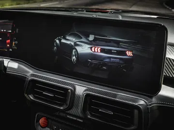Panel de instrumentos del Mustang GTD con acabados de alta calidad