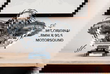 Maqueta del icónico motor bóxer de 2 cilindros de la BMW R 90 S.