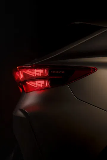 Piloto trasero del CUPRA Formentor 2024, diseño y tecnología unidos