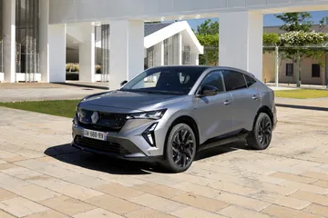 Renault Rafale, SUV híbrido coupé de diseño vanguardista.