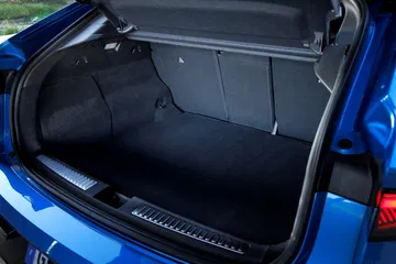 Amplio maletero del Renault Rafale 2024, versátil para la vida diaria