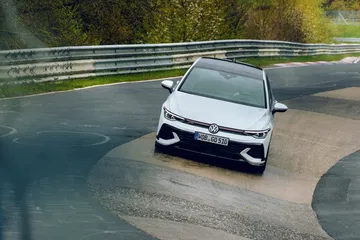 Volkswagen Golf GTI Clubsport domina en Nürburgring